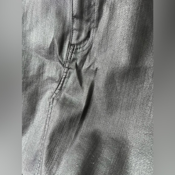 Kendall + Kylie NWT Black Waxed Coated Raw Hem Mini Skirt- Size 31 - Picture 4 of 8